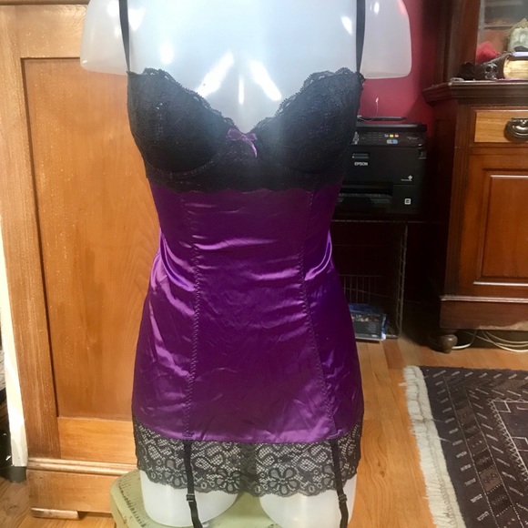 Frederick's of Hollywood Other - New Frederick’s of Hollywood Sexy Chemise. Medium.